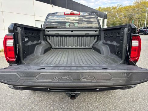 Used 2023 GMC Canyon AT4 w/ AT4 Premium Package AWD/4WD image 13