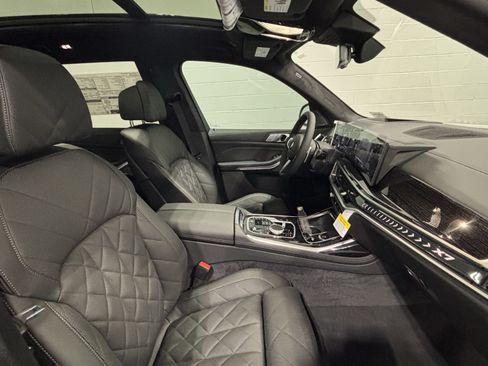 New 2027 BMW X7 xDrive40i w/ M Sport Package AWD/4WD image 24