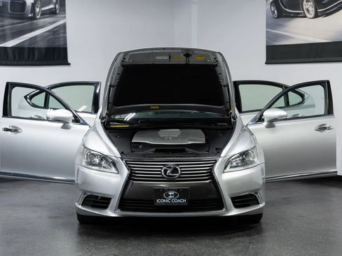 Used 2014 Lexus LS 460 image 4