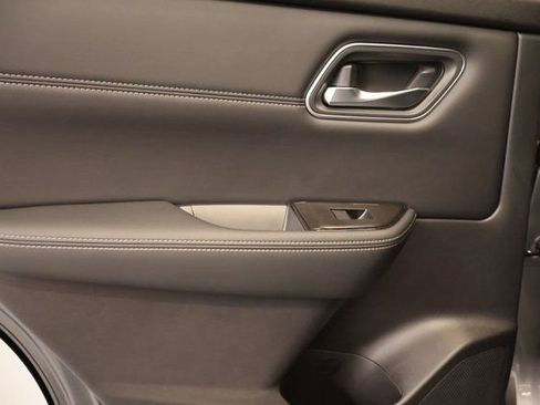 New 2026 Nissan Rogue Platinum AWD/4WD image 28