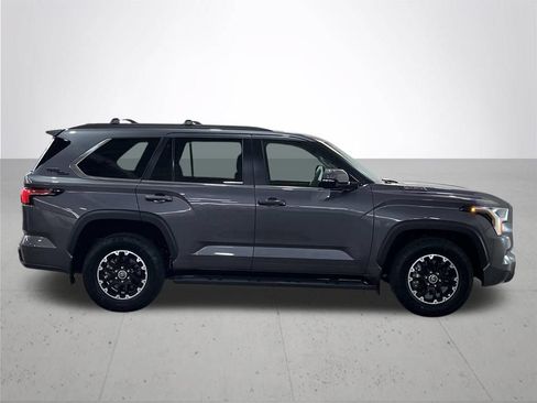 Used 2024 Toyota Sequoia SR5 w/ SR5 Premium Package AWD/4WD image 9