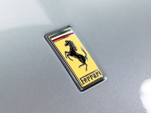 Used 2025 Ferrari Purosangue image 17