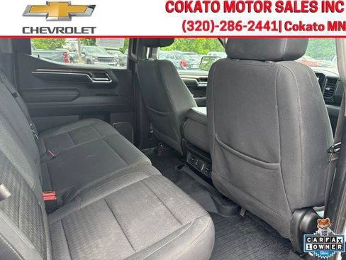 Used 2023 Chevrolet Silverado 1500 LT w/ Z71 Off-Road Package AWD/4WD image 12