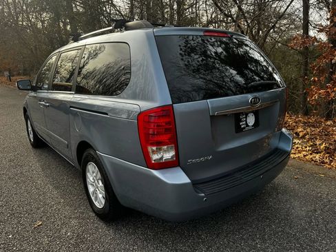 Used 2011 Kia Sedona LX w/ PWR Pkg image 7