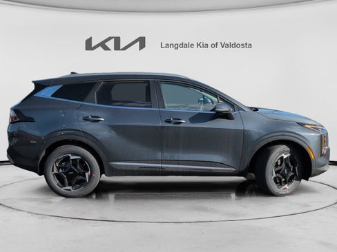 New 2026 Kia Sportage EX AWD/4WD image 3