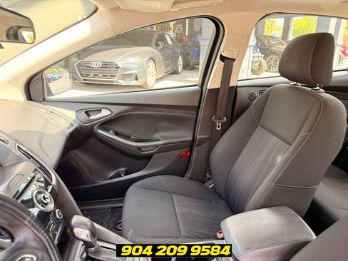 Used 2018 Ford Focus SEL FWD image 21