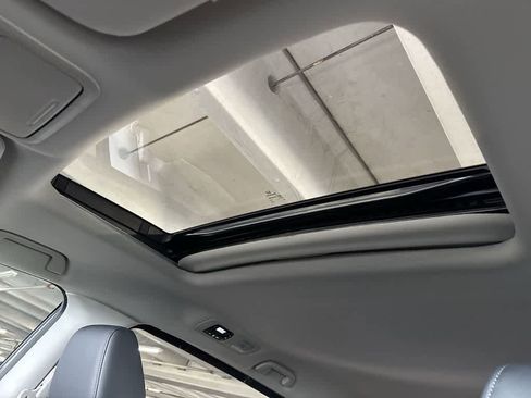 Used 2025 Honda Odyssey EX-L image 16