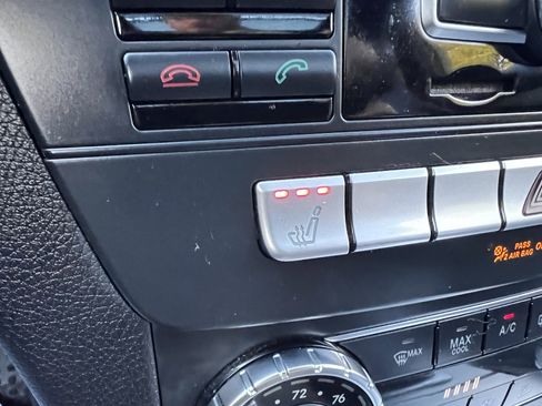 Used 2013 Mercedes-Benz C 250 Coupe image 30