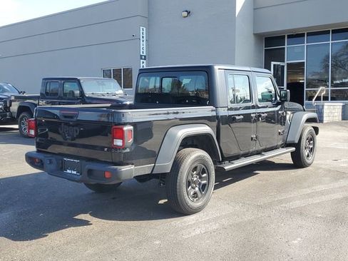 New 2026 Jeep Gladiator Sport image 5