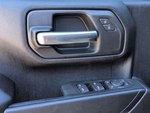 New 2026 Chevrolet Silverado 2500 Custom w/ Custom Value Package RWD image 9