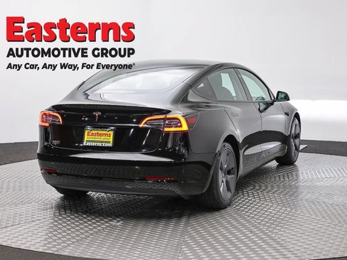 Used 2023 Tesla Model 3 Standard Range RWD image 5