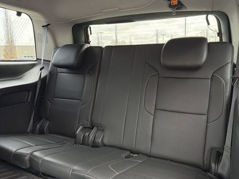 Used 2020 GMC Yukon SLT w/ Premium Edition image 14