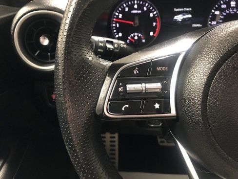 Certified 2022 Kia Forte GT-Line image 22