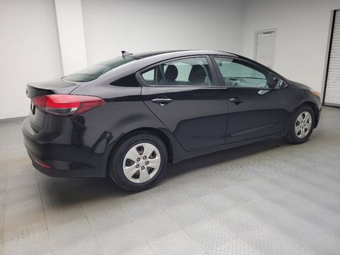 Used 2017 Kia Forte LX FWD image 10