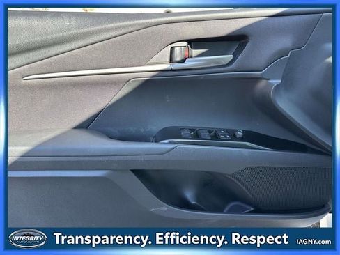 Used 2025 Toyota Camry LE image 17