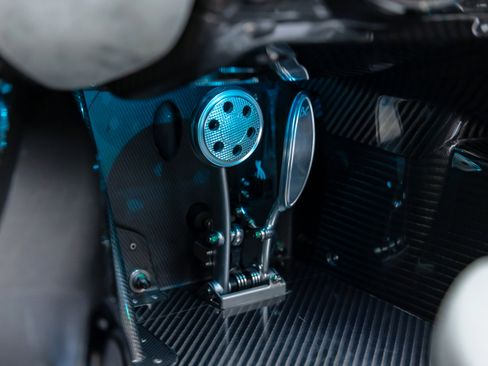 Used 2020 Pagani Huayra image 41