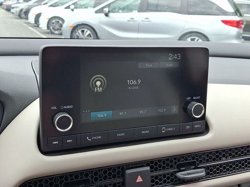 Used 2024 Honda HR-V LX image 15