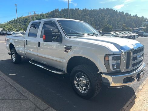 Used 2008 Ford F250 FX4 AWD/4WD image 3