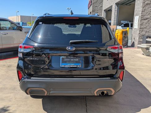 Used 2025 Subaru Forester Sport w/ Popular Package #1 AWD/4WD image 5