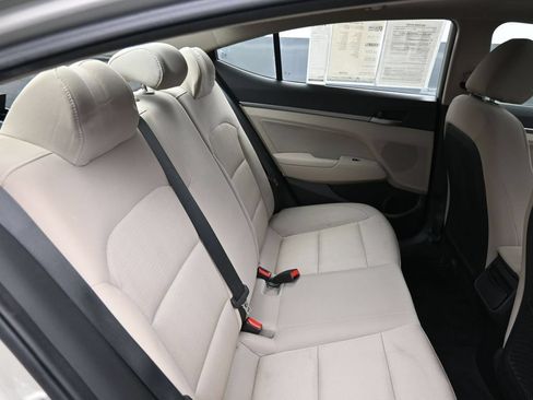 Used 2017 Hyundai Elantra Value Edition w/ Cargo Package FWD image 23
