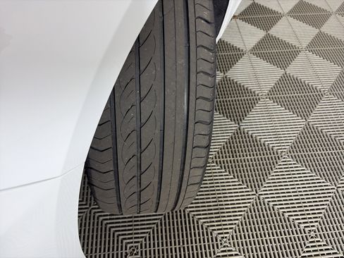 Used 2024 Chevrolet Malibu LT w/ Sport Edition FWD image 12