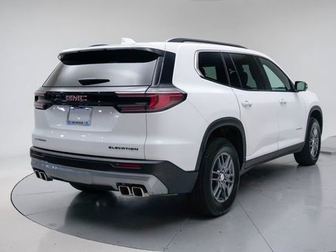 Used 2025 GMC Acadia Elevation FWD image 17
