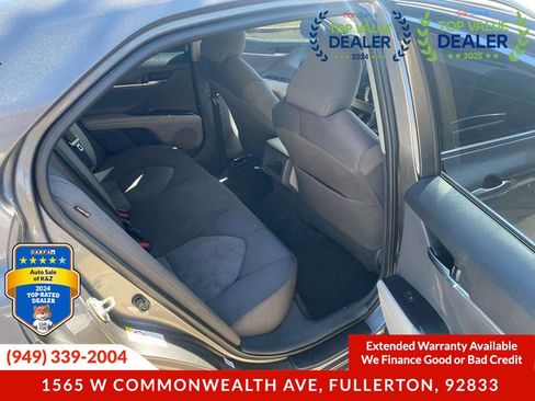 Used 2018 Toyota Camry LE FWD image 26