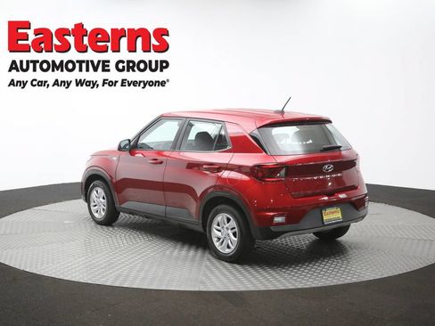 Used 2025 Hyundai Venue SE FWD image 62