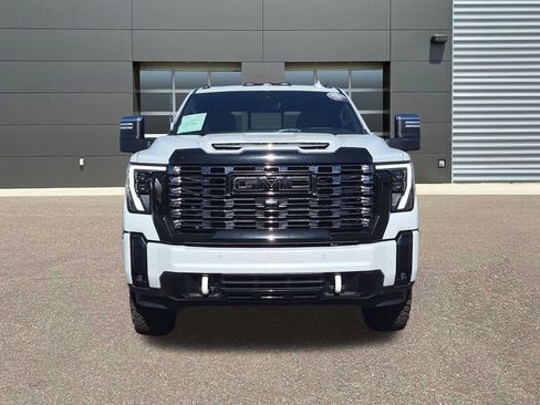 Used 2026 GMC Sierra 3500 Denali Ultimate AWD/4WD image 2