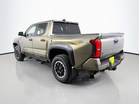 New 2026 Toyota Tacoma 4x4 Double Cab image 7