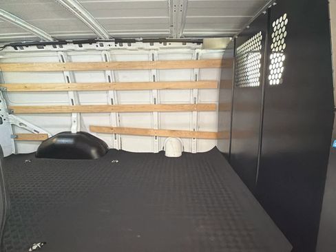 Used 2024 GMC Savana 2500 w/ Driver Convenience Package image 23