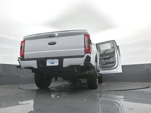 New 2026 Ford F250 XLT w/ XLT Premium Package AWD/4WD image 48