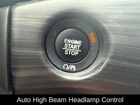 Certified 2022 Jeep Grand Cherokee Laredo X image 20