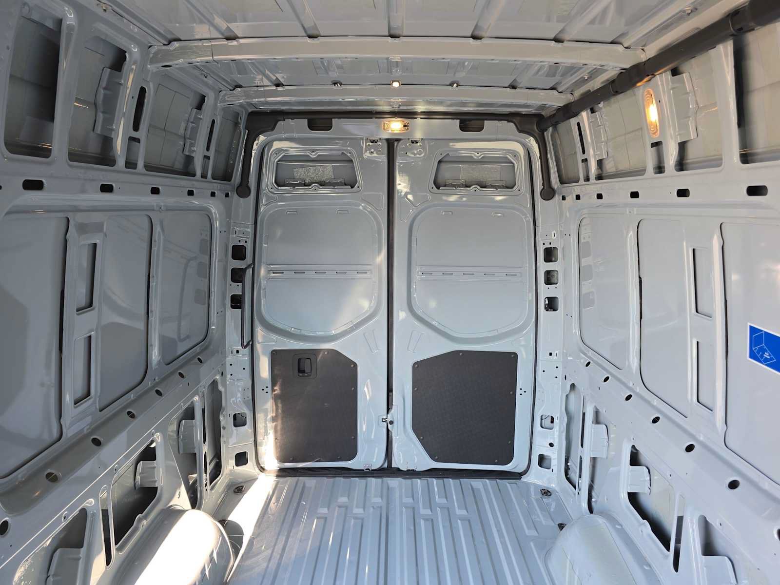 Used 2026 Mercedes-Benz Sprinter 2500 image 16