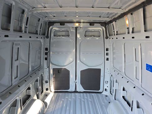 Used 2026 Mercedes-Benz Sprinter 2500 image 16