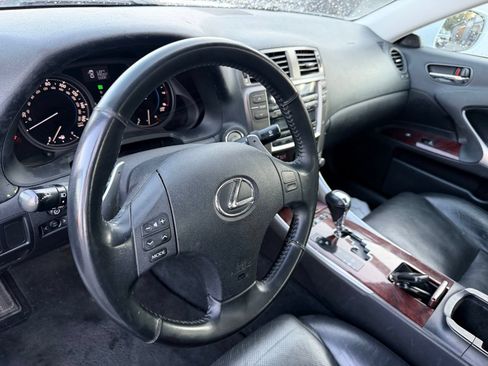 Used 2006 Lexus IS 250 RWD image 12