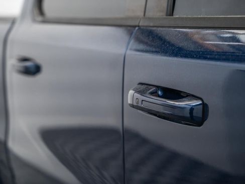 Used 2021 RAM 1500 Laramie w/ Sport Appearance Package image 20