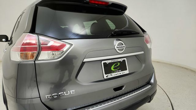 Used 2015 Nissan Rogue S FWD image 26