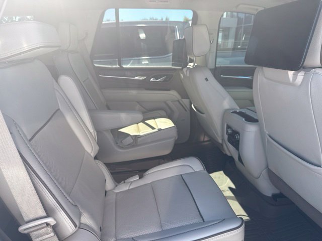 Used 2023 GMC Yukon Denali w/ Denali Reserve Package AWD/4WD image 24