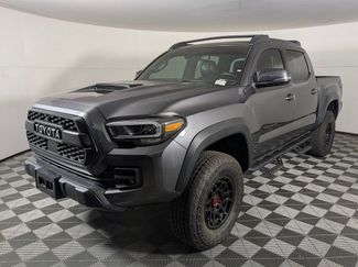 Used 2022 Toyota Tacoma TRD Pro video 1