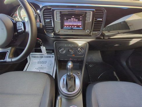 Used 2019 Volkswagen Beetle 2.0T S image 11