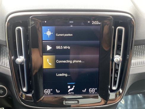 Used 2021 Volvo XC40 T5 R-Design AWD/4WD image 25