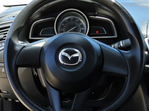 Used 2015 MAZDA MAZDA3 i SV FWD image 14