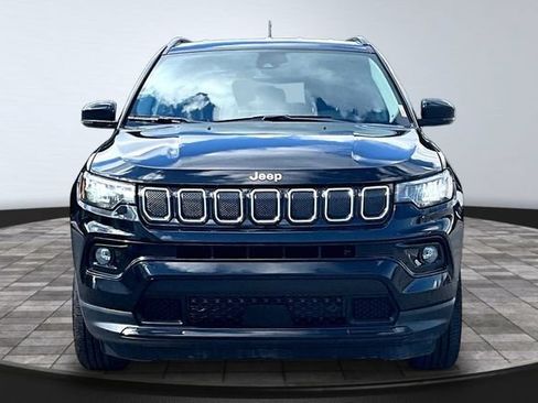 Used 2022 Jeep Compass Limited AWD/4WD image 2