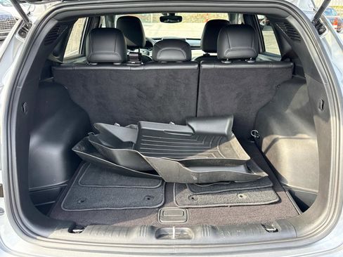 Used 2024 Jeep Compass Limited image 21