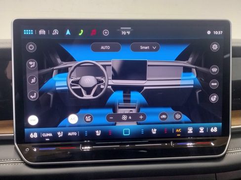 New 2026 Volkswagen Tiguan SEL R-Line AWD/4WD image 32