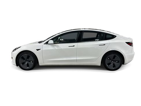 Certified 2023 Tesla Model 3 Standard Range RWD image 3