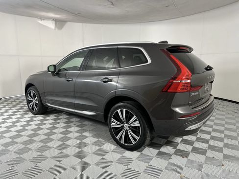 Used 2023 Volvo XC60 B5 Ultimate w/ Protection Package Premier FWD image 6