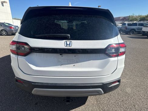 Used 2025 Honda Pilot EX-L image 4