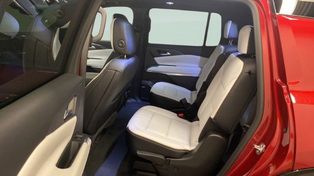 Used 2026 Chevrolet Traverse High Country w/ LPO, Floor Liner Package AWD/4WD image 27
